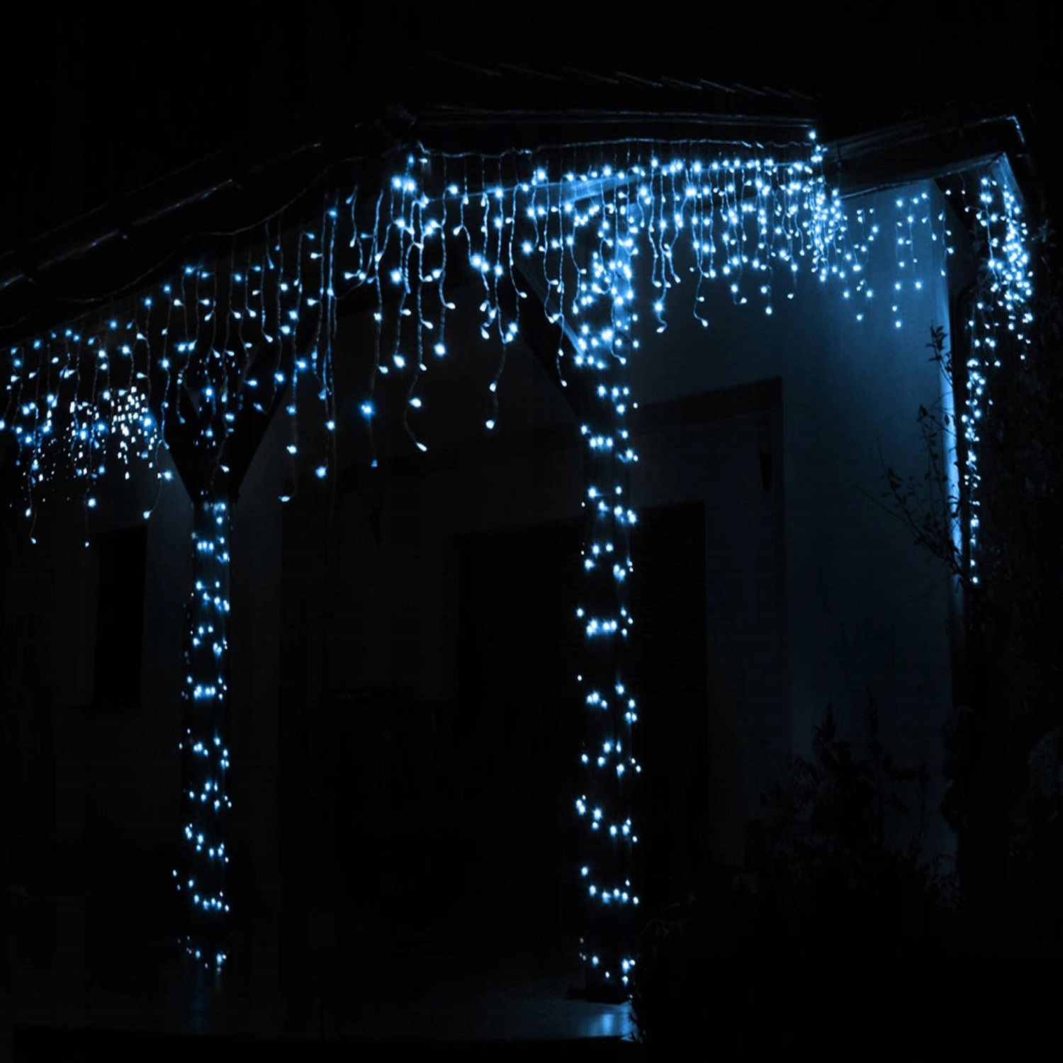 300 LED-es karácsonyi jégcsap fényfüggöny kül-, és beltérre – 12 méter, hideg fehér (BB-11520) (6)