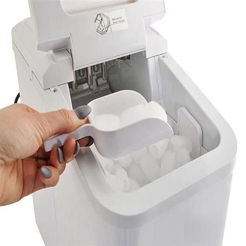 Professzionális jégkocka készítő gép csúszásmentes lábakkal – készíts vele akár napi 8 kg jeget (BB-5538) (1)