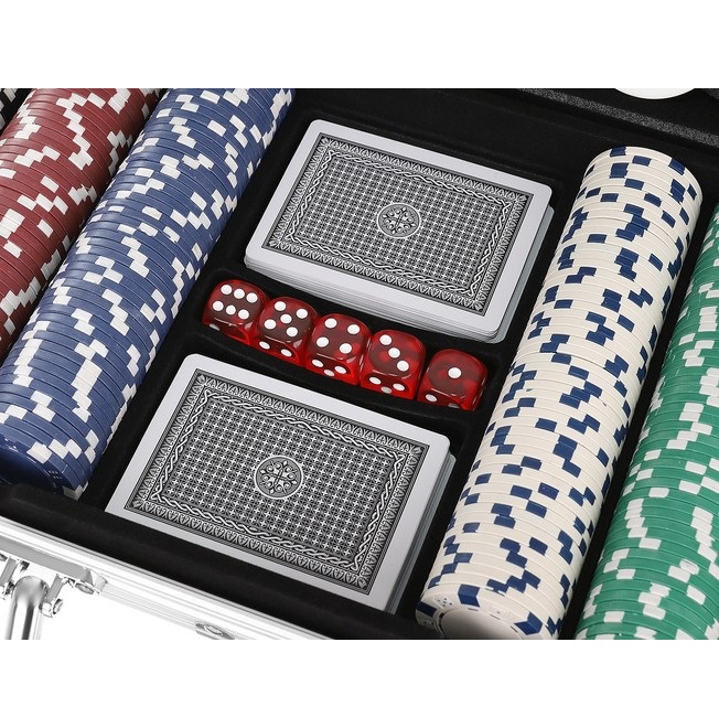 póker készlet (2)