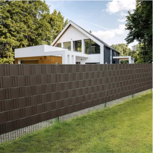Belátásgátló biztonsági takaró szalag kerítéshez barna színű 19 x 3500cm (BB-23707) - Image 2